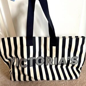 NWOT Victoria’s Secret Tote